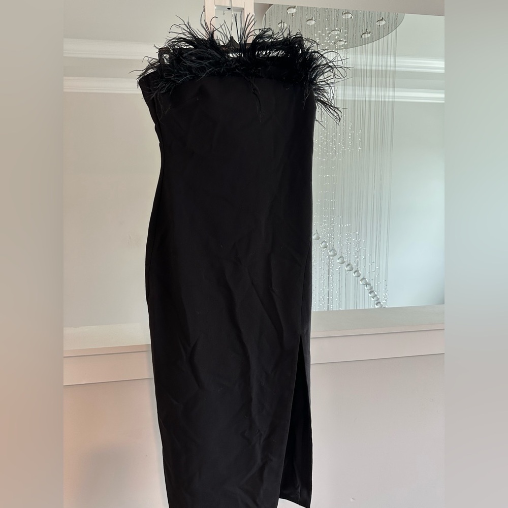 Likely Elegant Black Strapless Dress with Feather Detail with Flaws